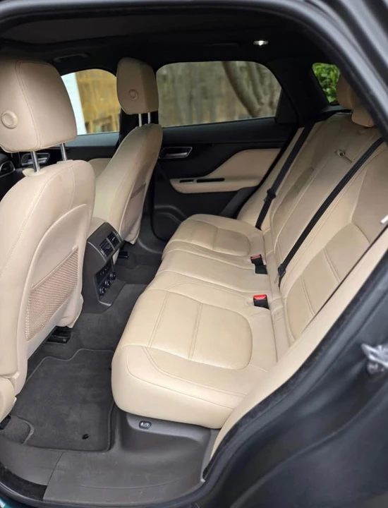 2017 Jaguar F-Pace - Image 5 of 5