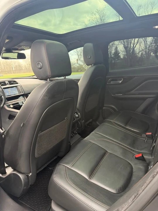 2017 Jaguar F-Pace - Image 12 of 14