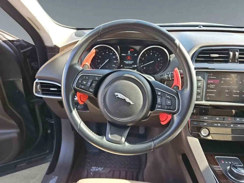 2017 Jaguar F-Pace - Image 12 of 20