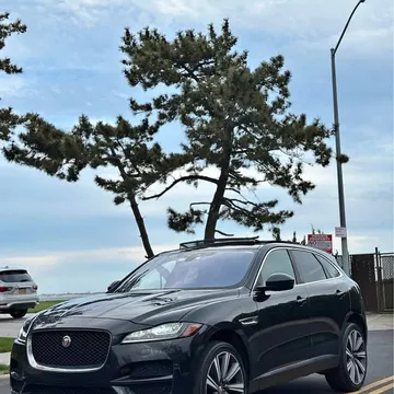 2017 Jaguar F-PACE 35t Prestige