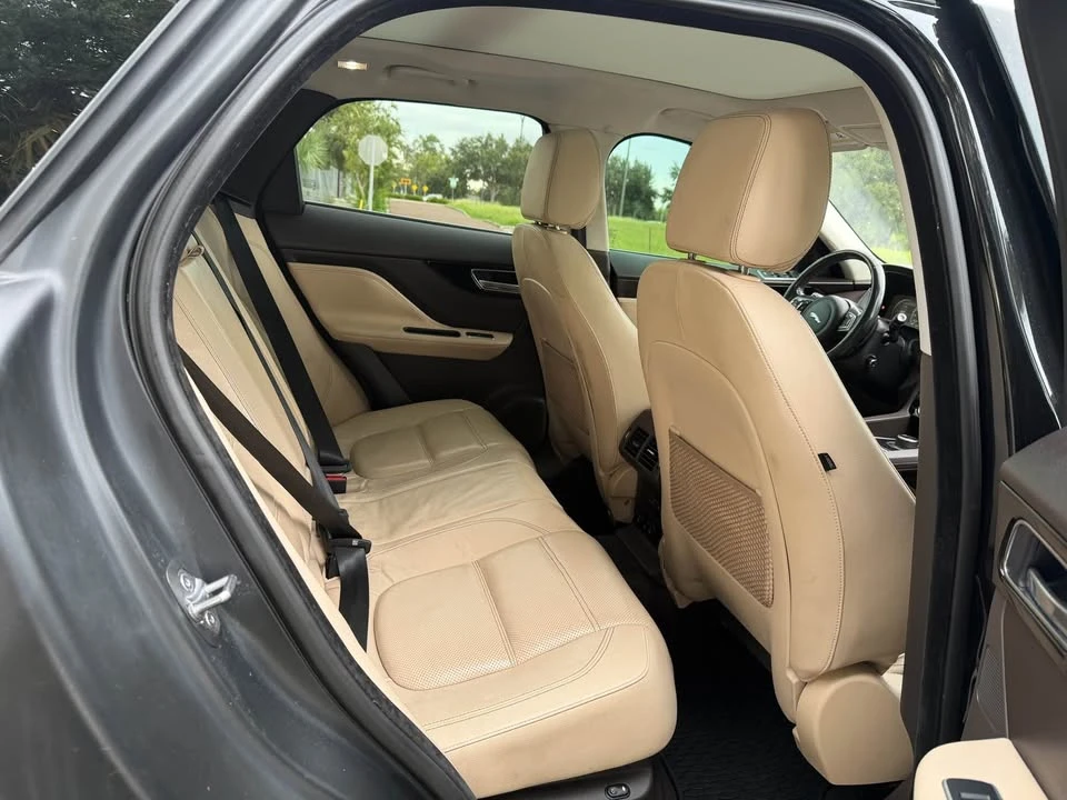 2017 Jaguar F-Pace - Image 15 of 20