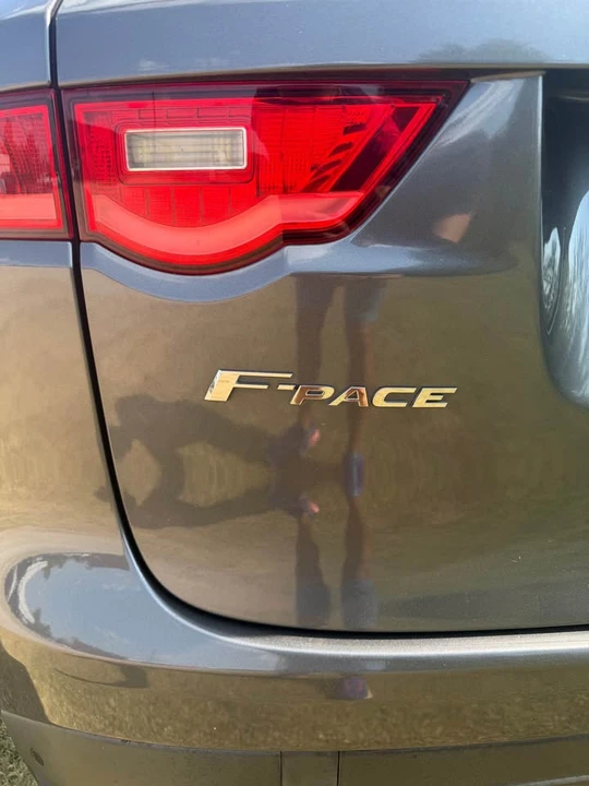 2017 Jaguar F-Pace - Image 3 of 9