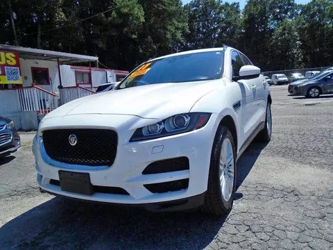 2017 Jaguar F-PACE 35t Prestige Sport Utility 4D