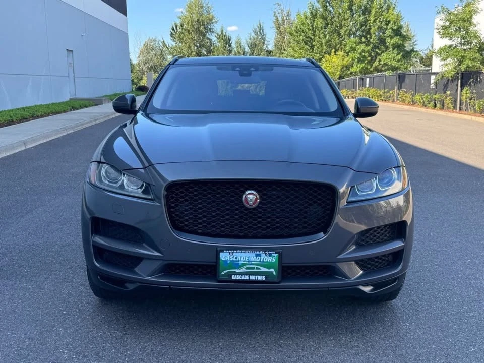 2017 Jaguar F-Pace - Image 9 of 20