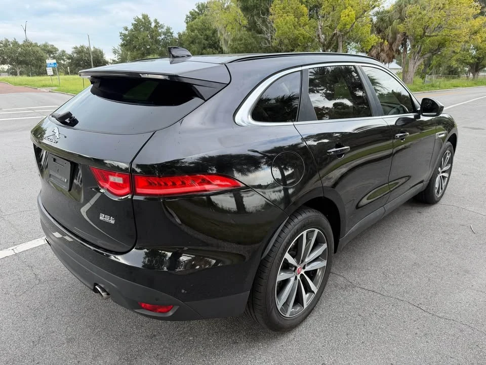 2017 Jaguar F-Pace - Image 20 of 20