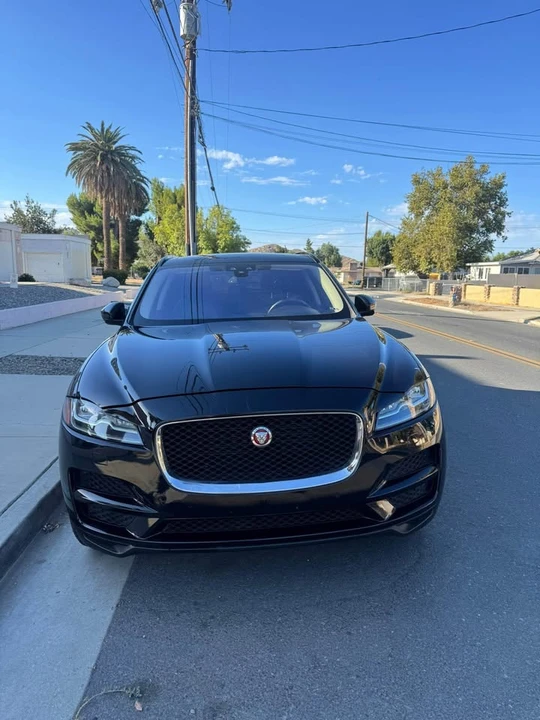 2017 Jaguar F-Pace - Image 9 of 9