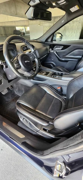 2017 Jaguar F-Pace - Image 11 of 19