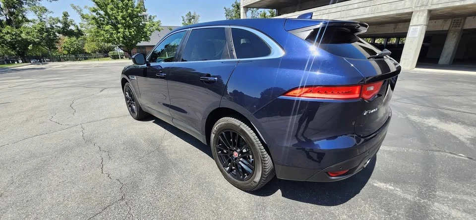2017 Jaguar F-Pace - Image 3 of 19