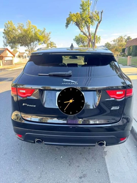2017 Jaguar F-Pace - Image 2 of 9