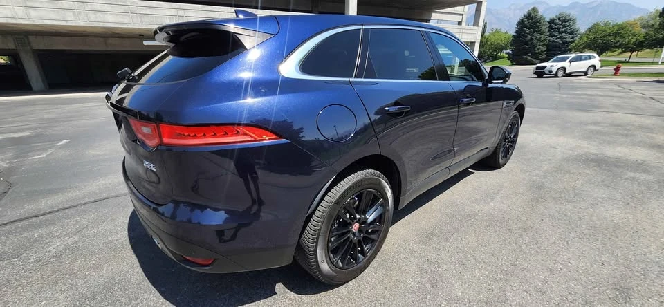 2017 Jaguar F-Pace - Image 5 of 19