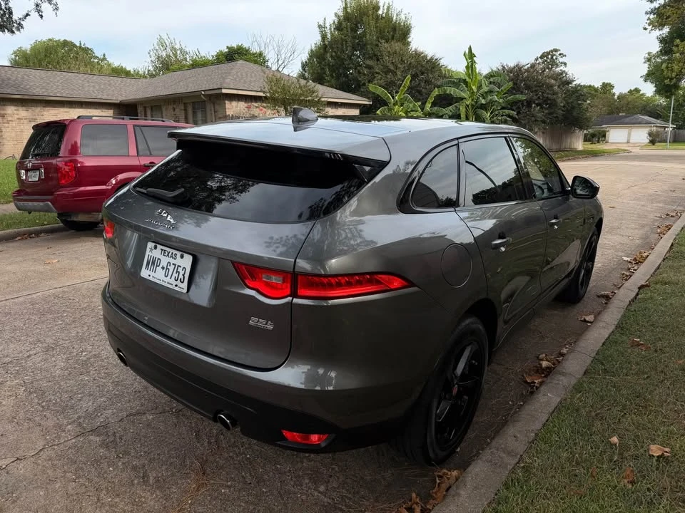 2017 Jaguar F-Pace - Image 4 of 20