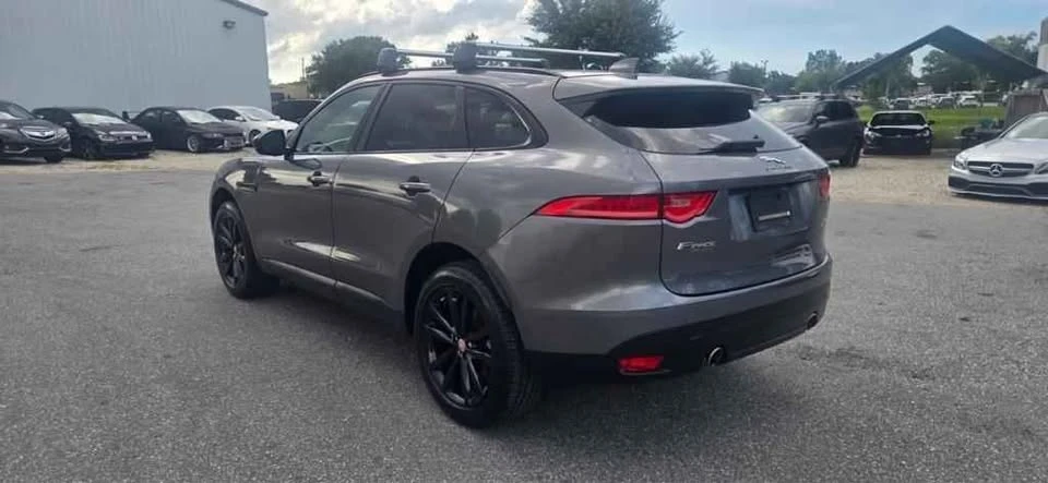 2017 Jaguar F-Pace - Image 6 of 18