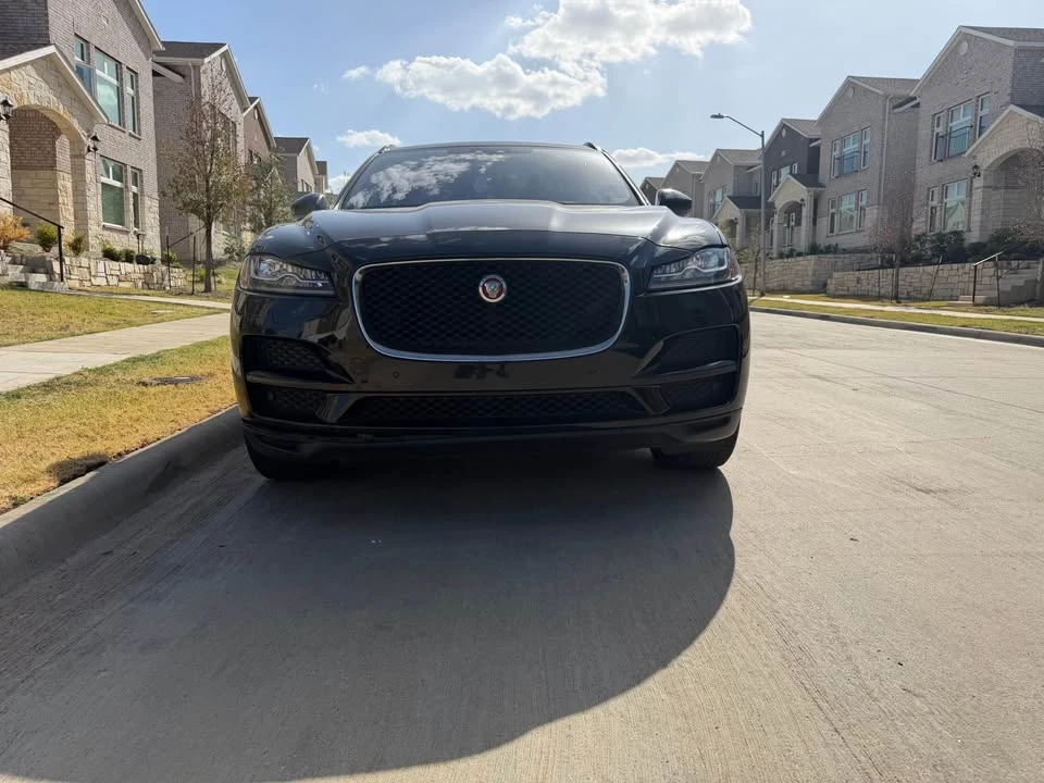 2017 Jaguar F-Pace - Image 9 of 12