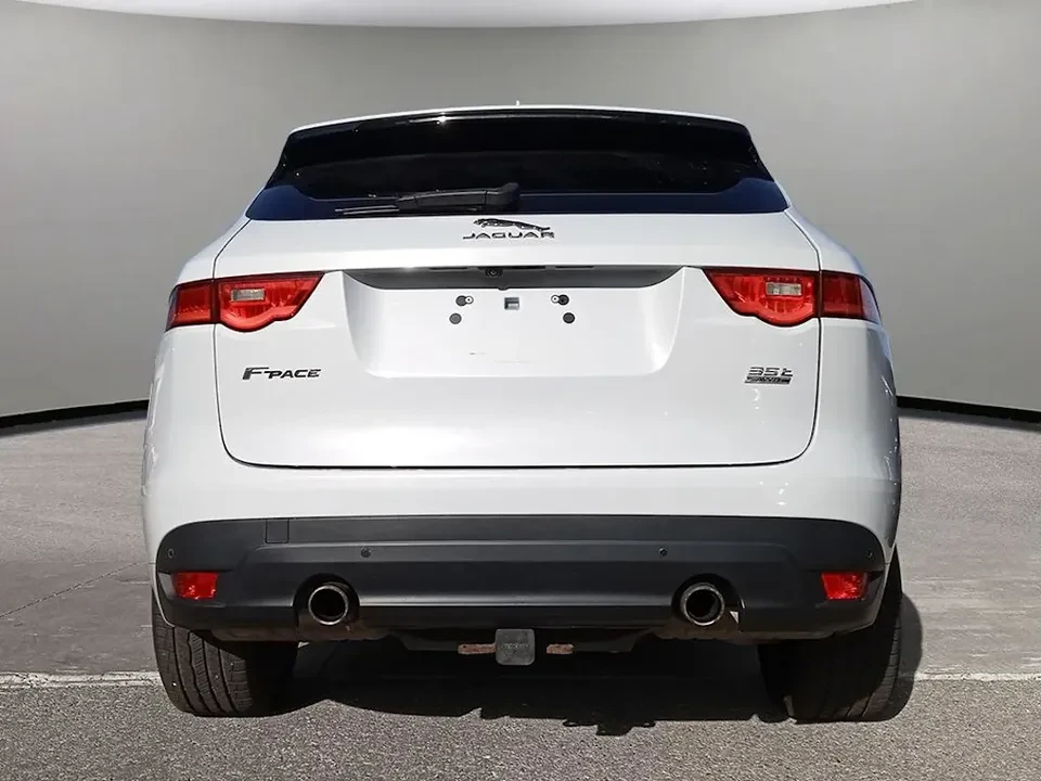 2017 Jaguar F-Pace - Image 5 of 14
