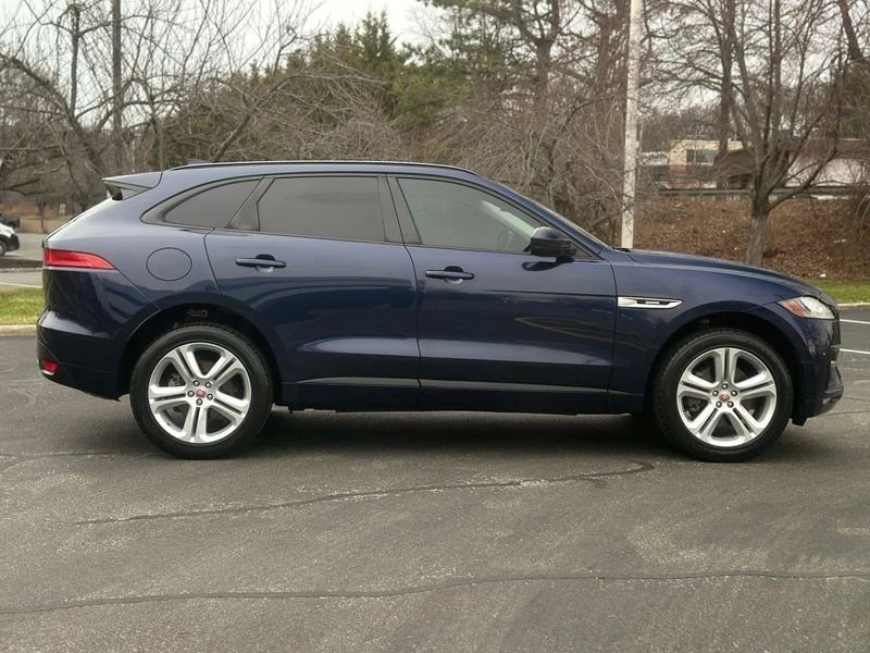 2017 Jaguar F-Pace - Image 7 of 18