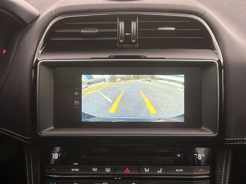 2017 Jaguar F-Pace - Image 15 of 18