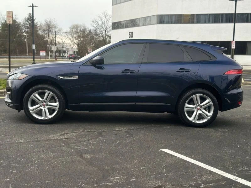 2017 Jaguar F-Pace - Image 3 of 18