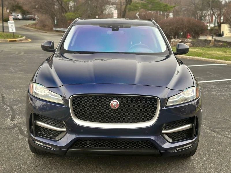 2017 Jaguar F-Pace - Image 1 of 18