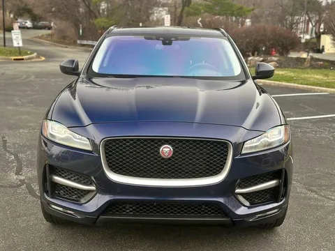 2017 Jaguar F-PACE 35t R-Sport
