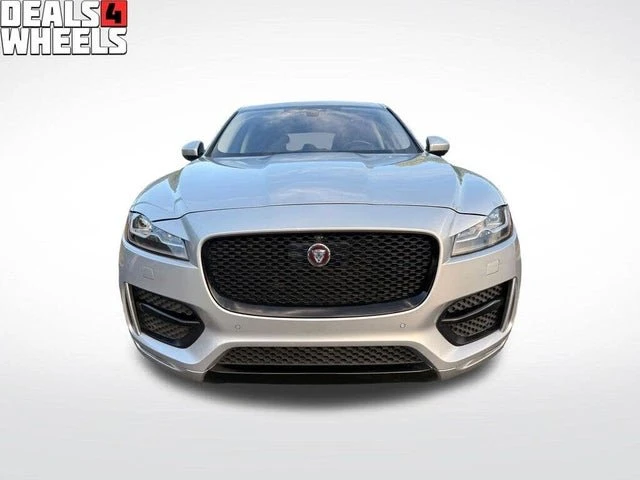 2017 Jaguar F-Pace - Image 8 of 20
