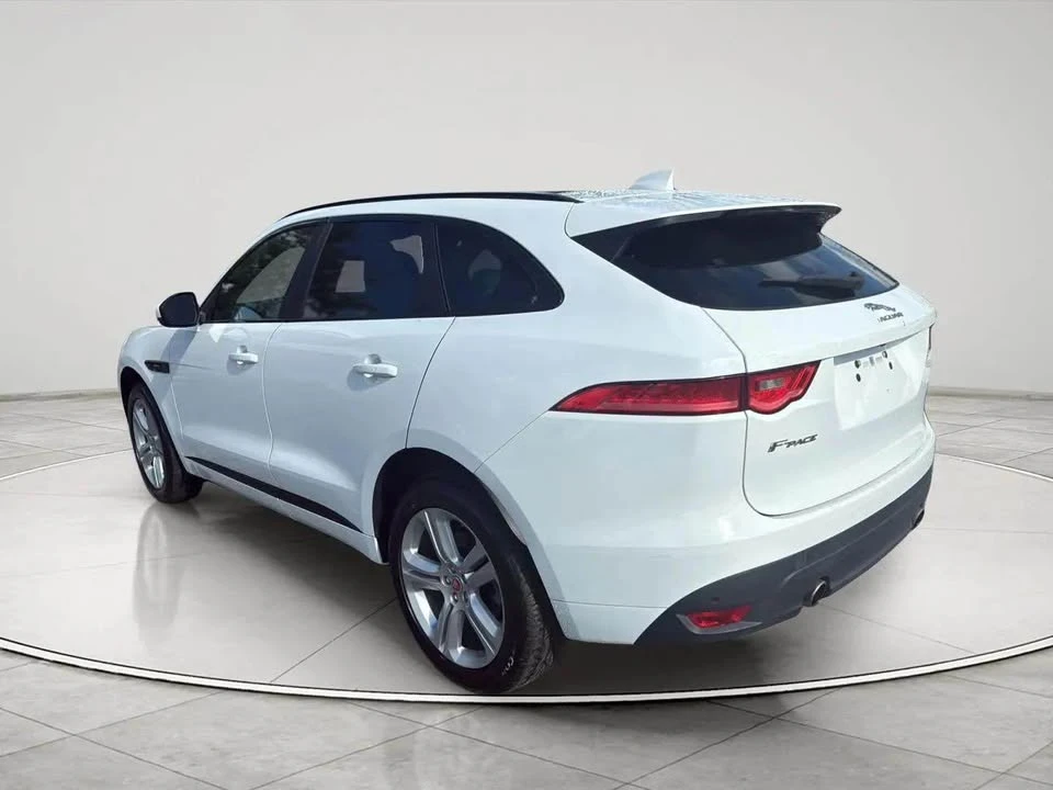2017 Jaguar F-Pace - Image 6 of 14