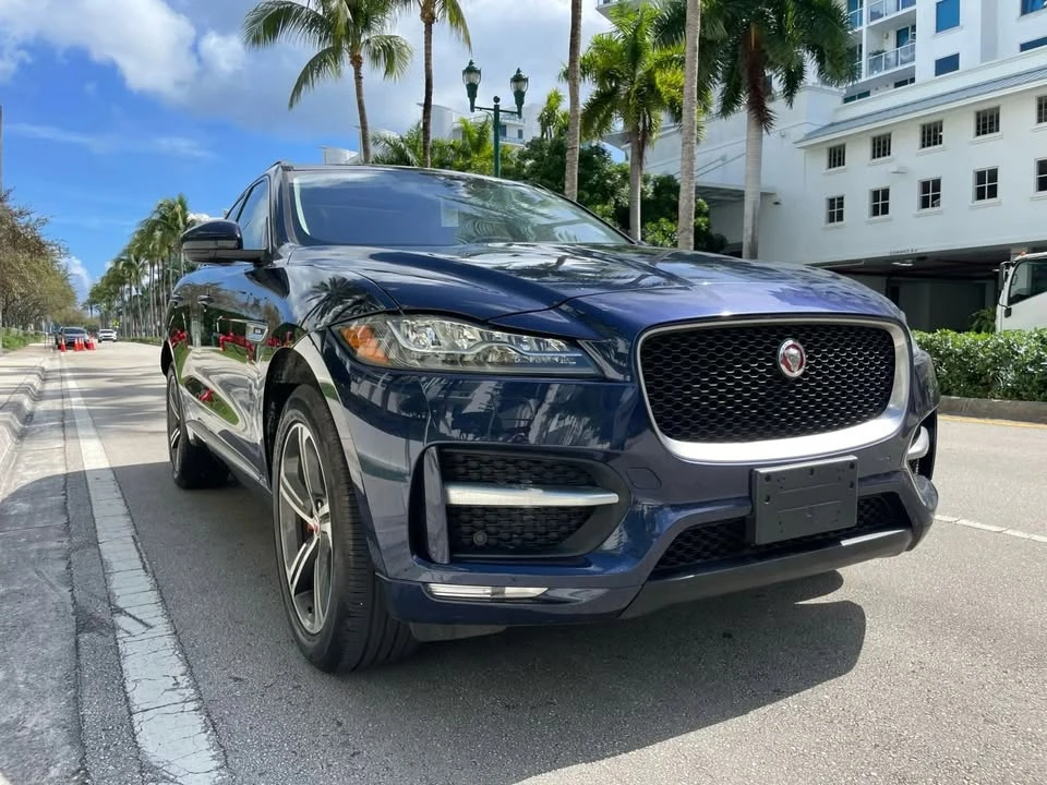 2017 Jaguar F-Pace - Image 8 of 20
