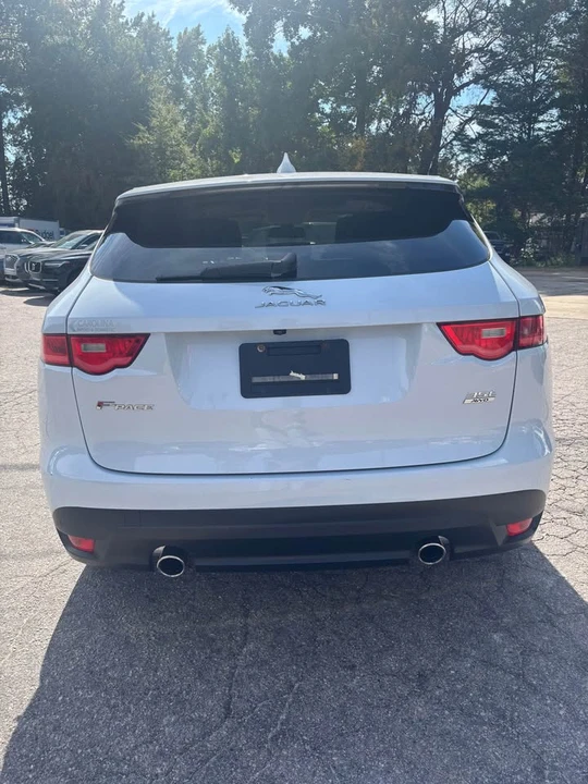 2017 Jaguar F-Pace - Image 3 of 20