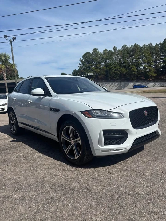 2017 Jaguar F-Pace - Image 5 of 20