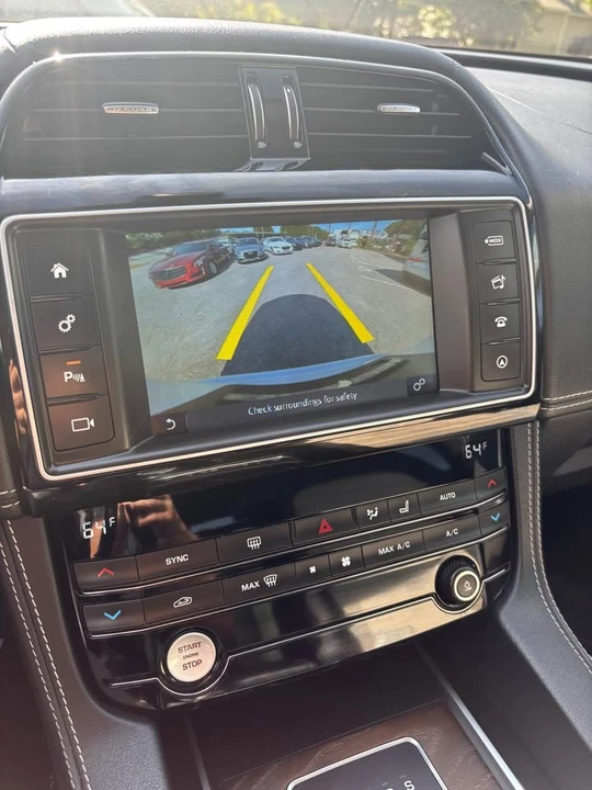 2017 Jaguar F-Pace - Image 15 of 20