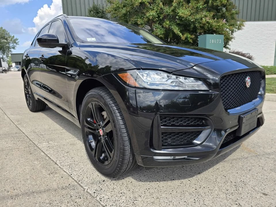 2017 Jaguar F-Pace - Image 9 of 20