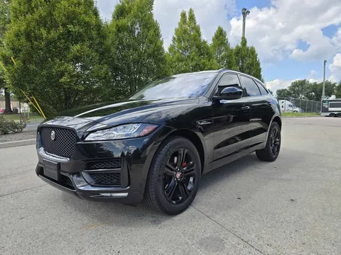 2017 Jaguar F-PACE 35t R-Sport SUV 4D