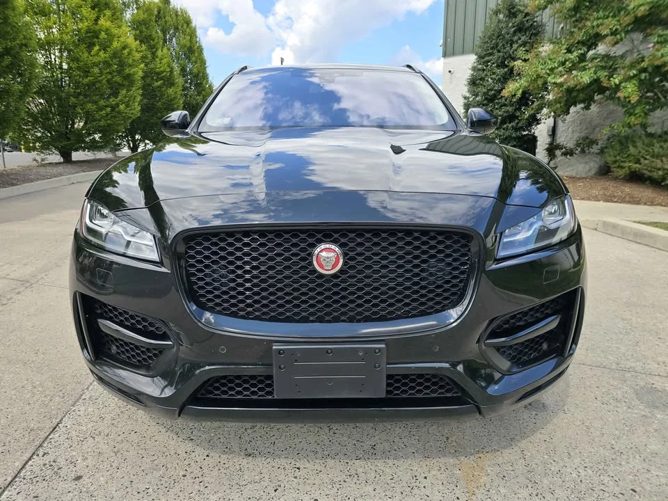 2017 Jaguar F-Pace - Image 2 of 20