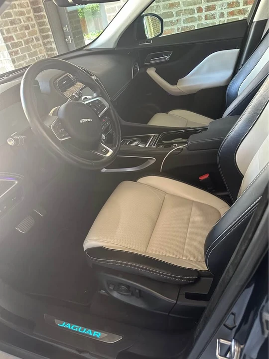 2017 Jaguar F-Pace - Image 9 of 11