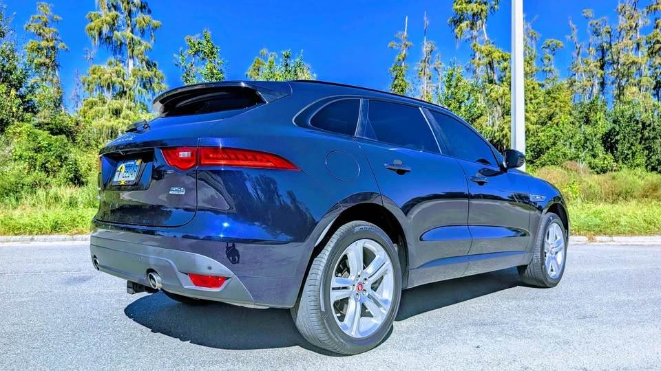 2017 Jaguar F-Pace - Image 4 of 12
