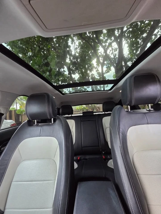 2017 Jaguar F-Pace - Image 9 of 19