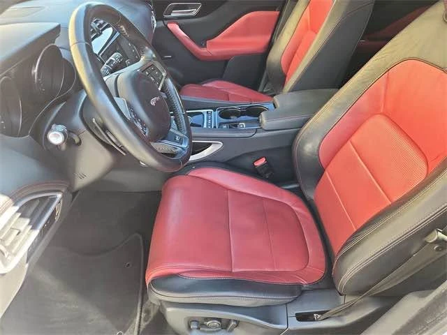 2017 Jaguar F-Pace - Image 10 of 15