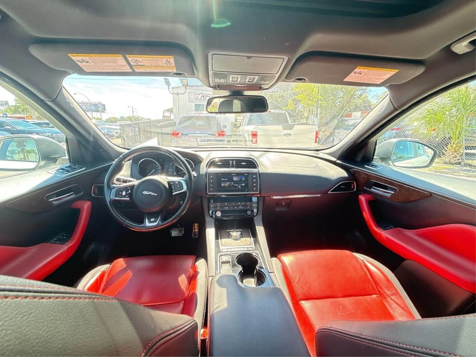 2017 Jaguar F-Pace - Image 12 of 15