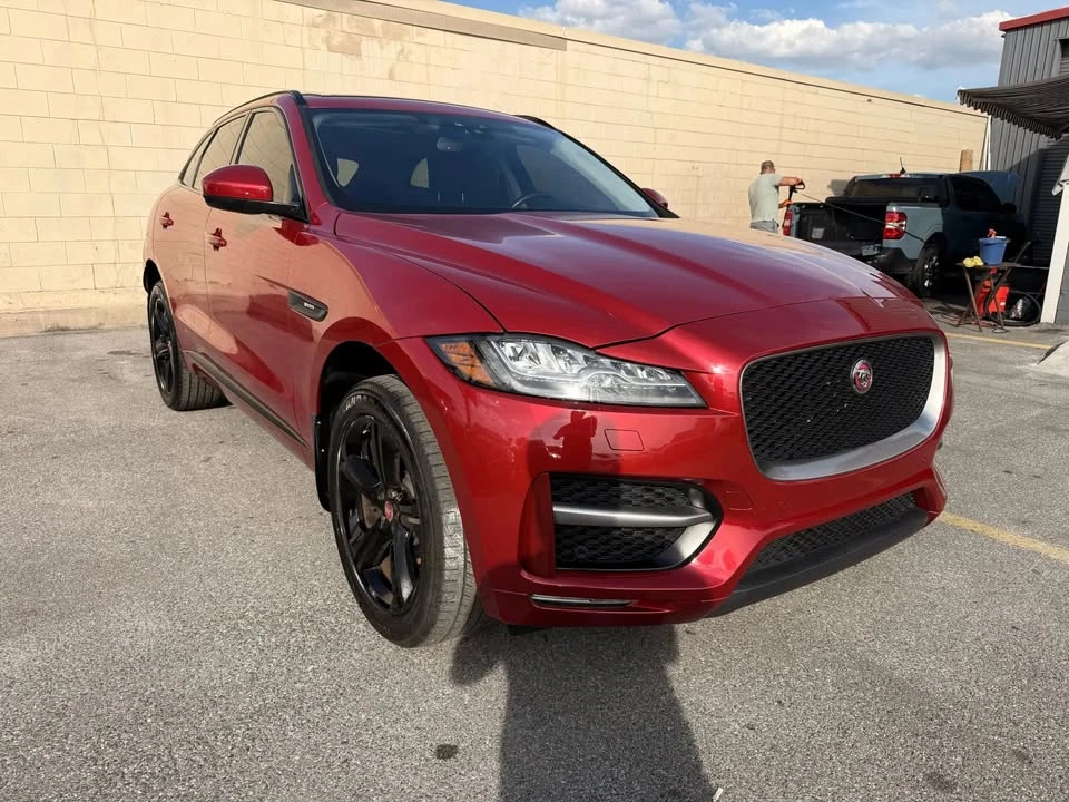 2017 Jaguar F-Pace - Image 3 of 20