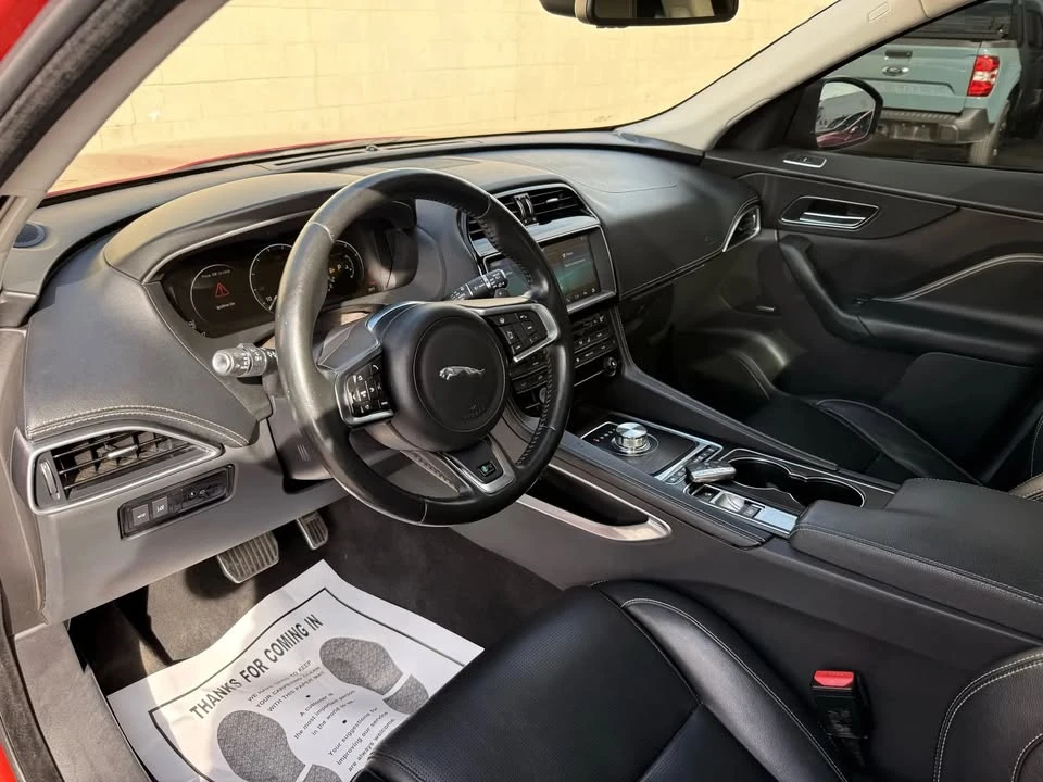 2017 Jaguar F-Pace - Image 9 of 20