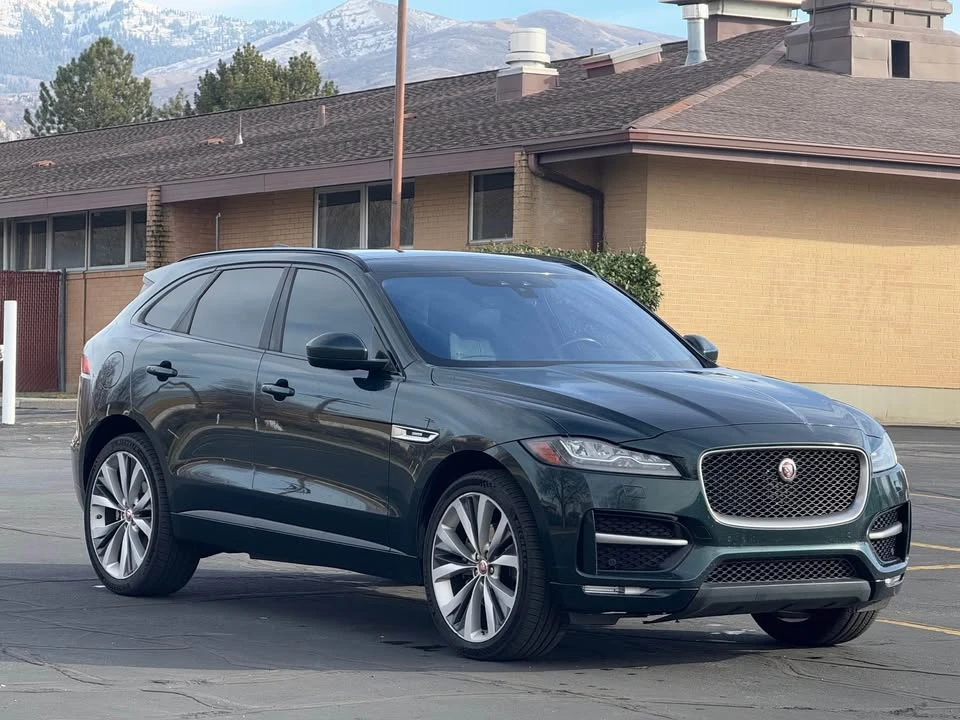 2017 Jaguar F-Pace - Image 3 of 14