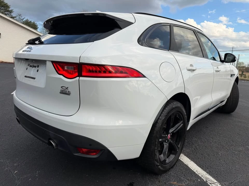 2017 Jaguar F-Pace - Image 7 of 19