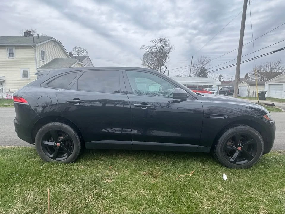 2017 Jaguar F-Pace - Image 7 of 11