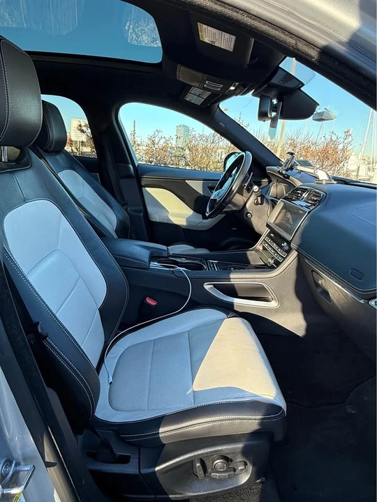 2017 Jaguar F-Pace - Image 8 of 12