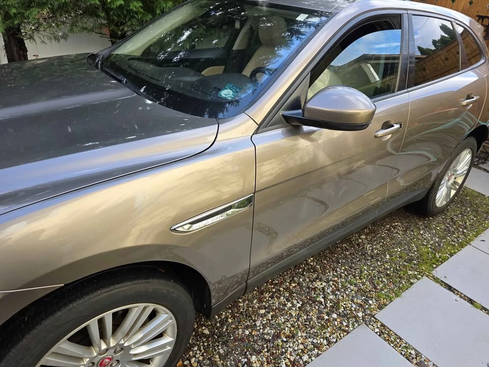 2017 Jaguar F-Pace - Image 8 of 8