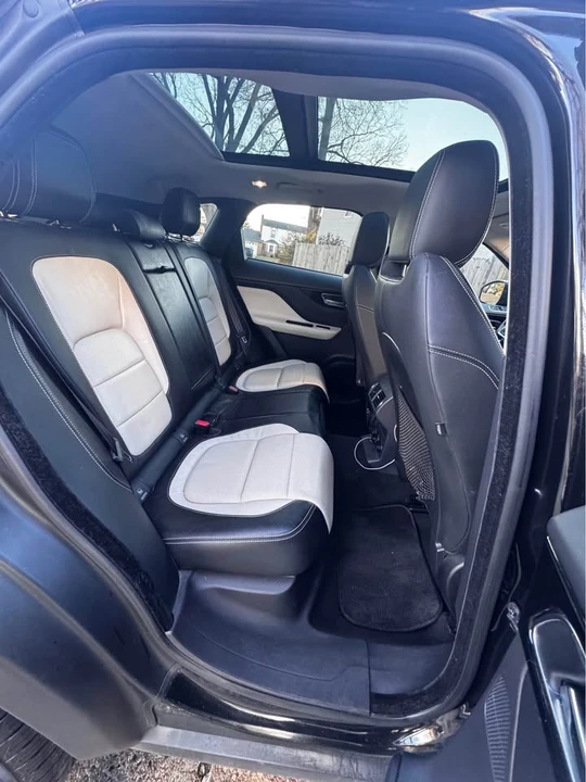 2017 Jaguar F-Pace - Image 7 of 12