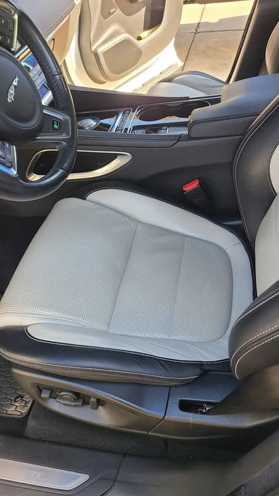 2017 Jaguar F-Pace - Image 10 of 11