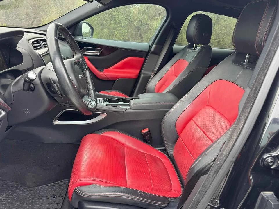 2017 Jaguar F-Pace - Image 6 of 11