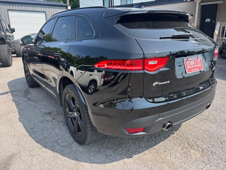 2017 Jaguar F-Pace - Image 12 of 17