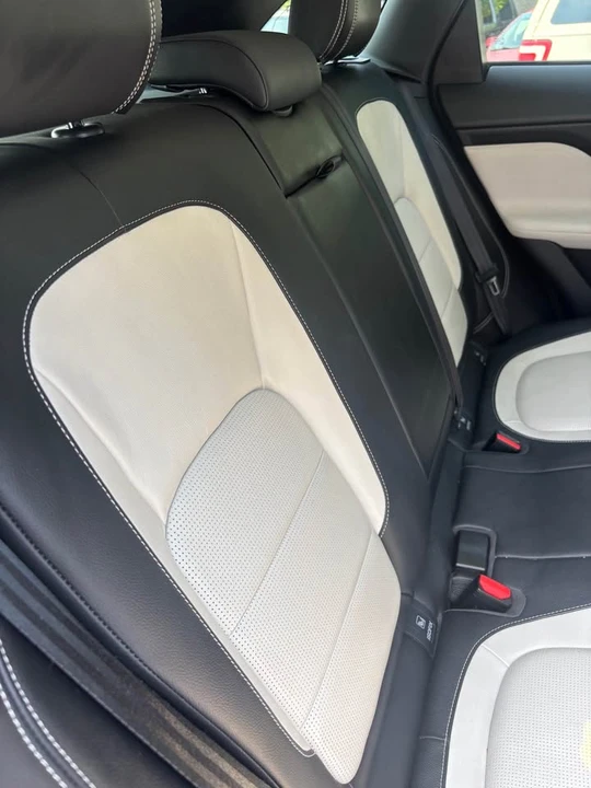2017 Jaguar F-Pace - Image 8 of 17
