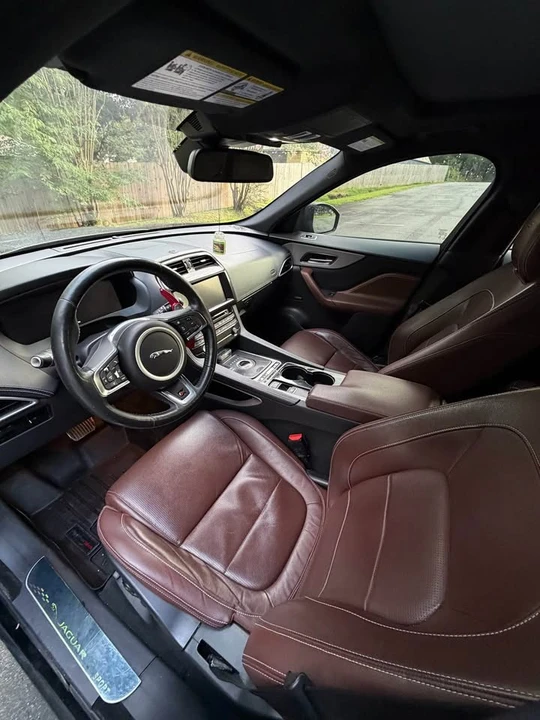 2017 Jaguar F-Pace - Image 9 of 16